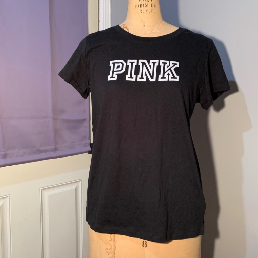 Black t shirt